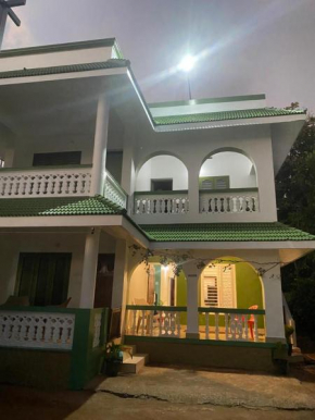 Pupa Homestay &Surf school
